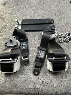 Genuine NEW Vw Transporter T5 / T6 3rd Row Passenger Seat Belt Kit Inc Fixings